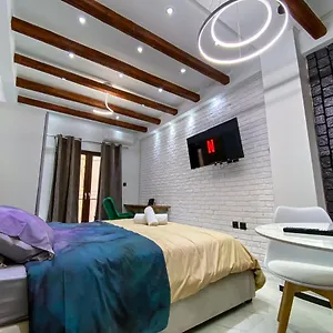 St. Tatti Luxury Studio Διαμέρισμα